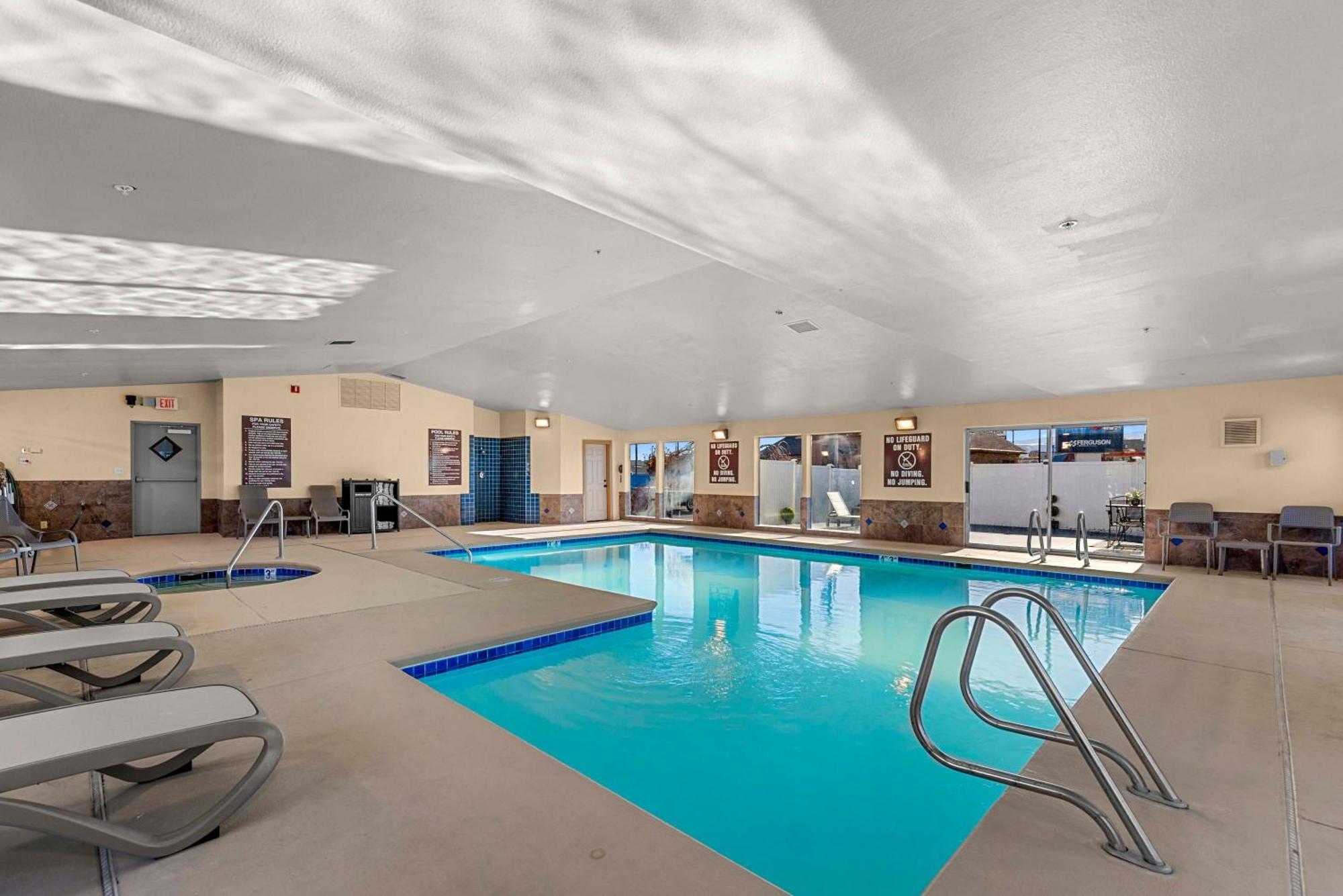 Wenatchee Inn Екстериор снимка